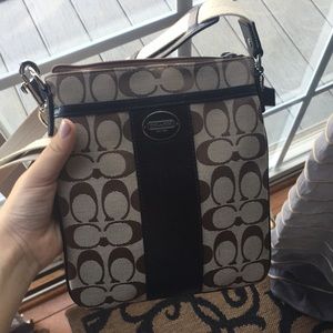 Other the shoulder coach bag